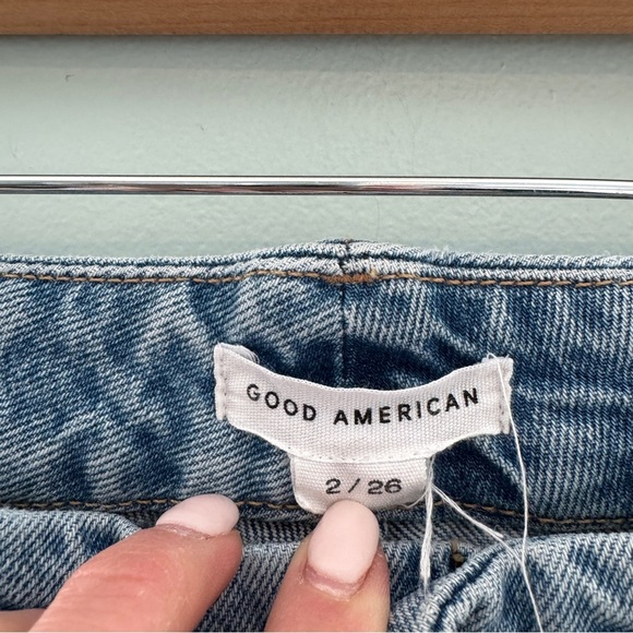 Good American Good‎ Classic Distressed Hi-Rise Jeans - Picture 8 of 12